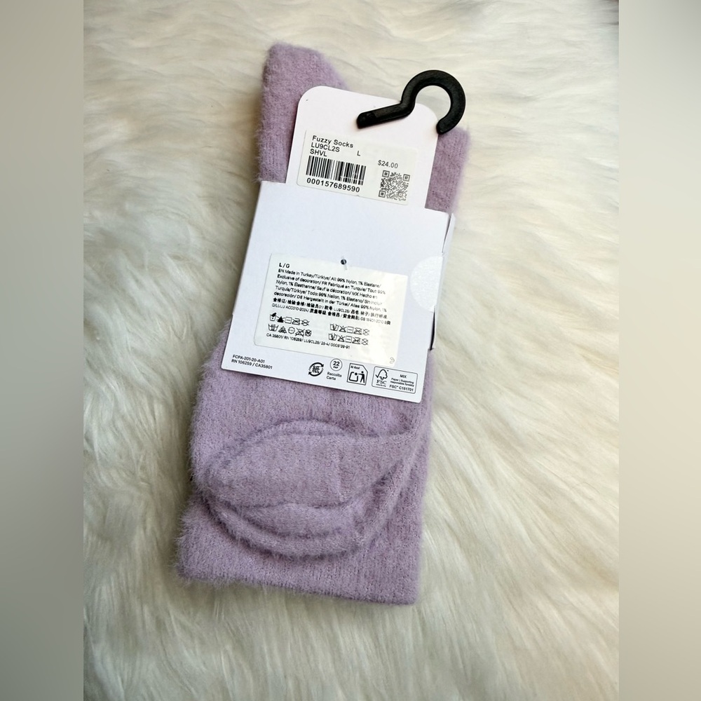 Lululemon Daily Essential Fuzzy Socks Size L SHVL New - Picture 2 of 2